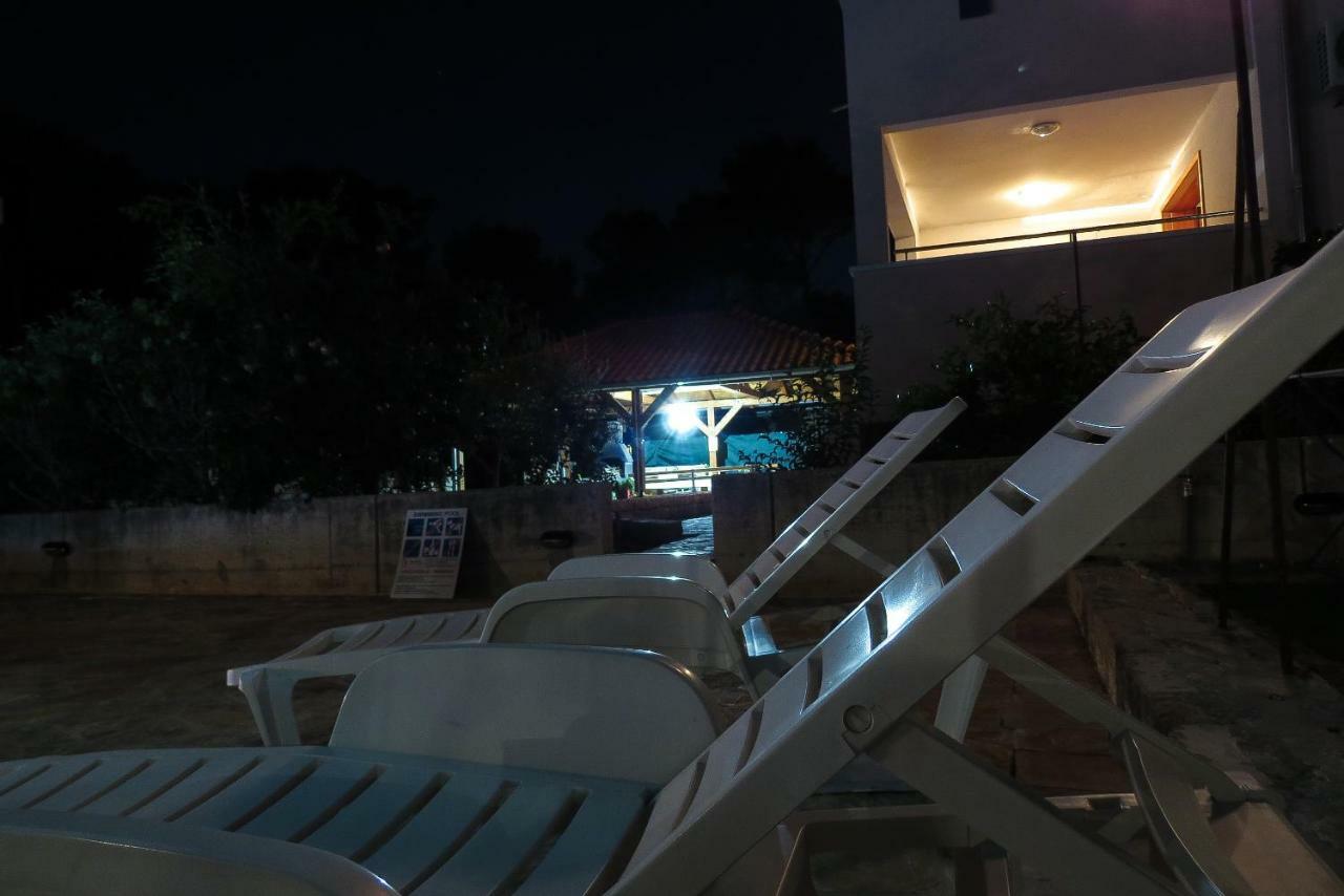 Villa Daria Pakostane Ngoại thất bức ảnh