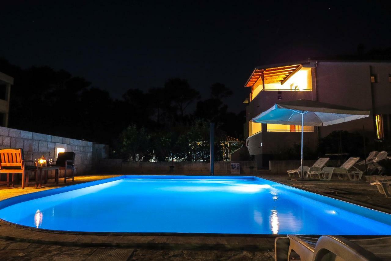 Villa Daria Pakostane Ngoại thất bức ảnh
