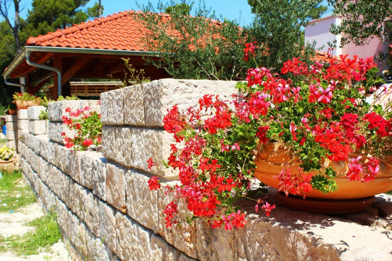 Villa Daria Pakostane Ngoại thất bức ảnh
