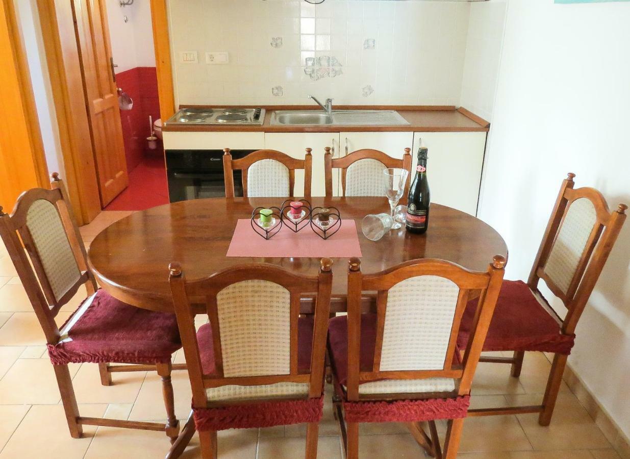 Villa Daria Pakostane Ngoại thất bức ảnh