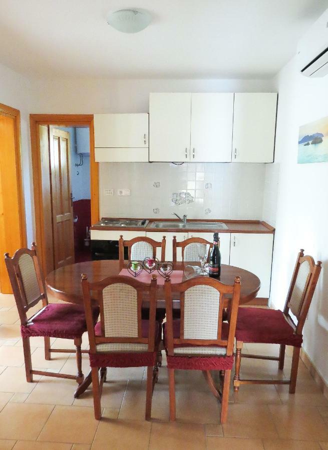 Villa Daria Pakostane Ngoại thất bức ảnh