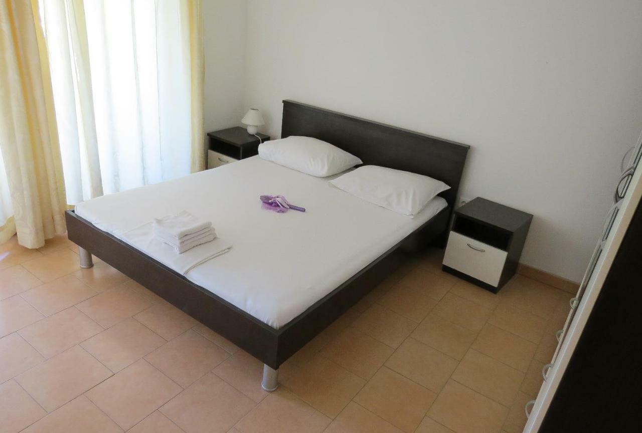 Villa Daria Pakostane Ngoại thất bức ảnh